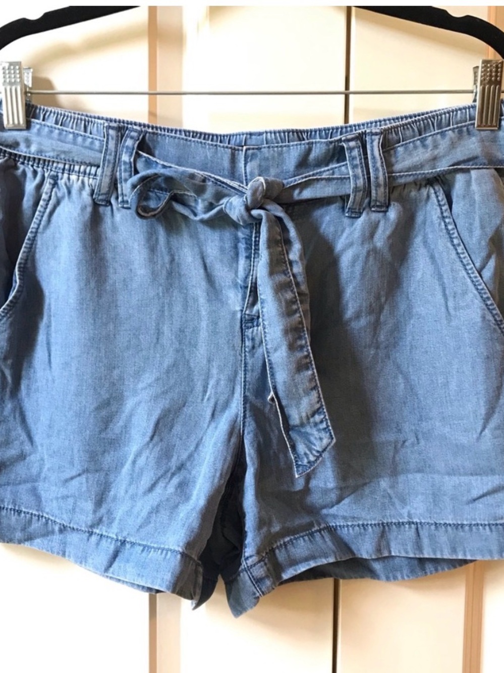 LOFT Women’s  Light Blue Tie-Waist Shorts
